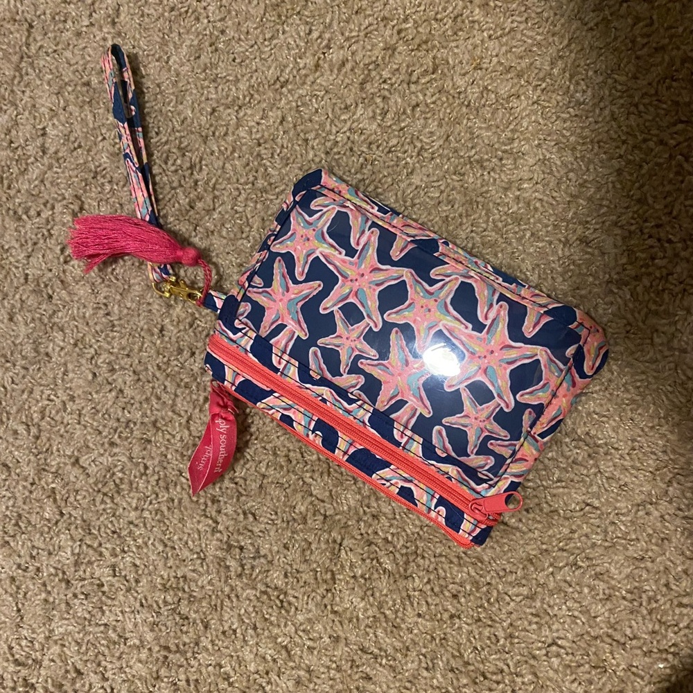 Simply southern starfish wristlet